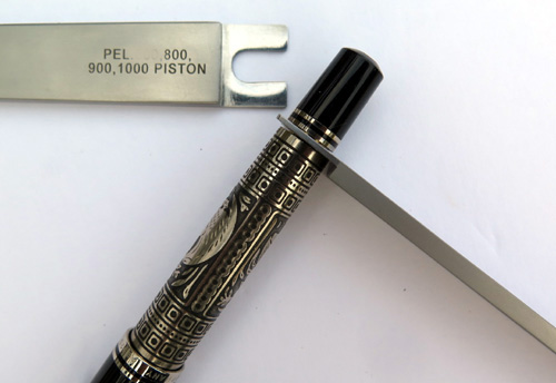 PISTON REMOVAL TOOL FOR MONTBLANC 146 and 149 AND PELIKAN M800, M900 and M1000